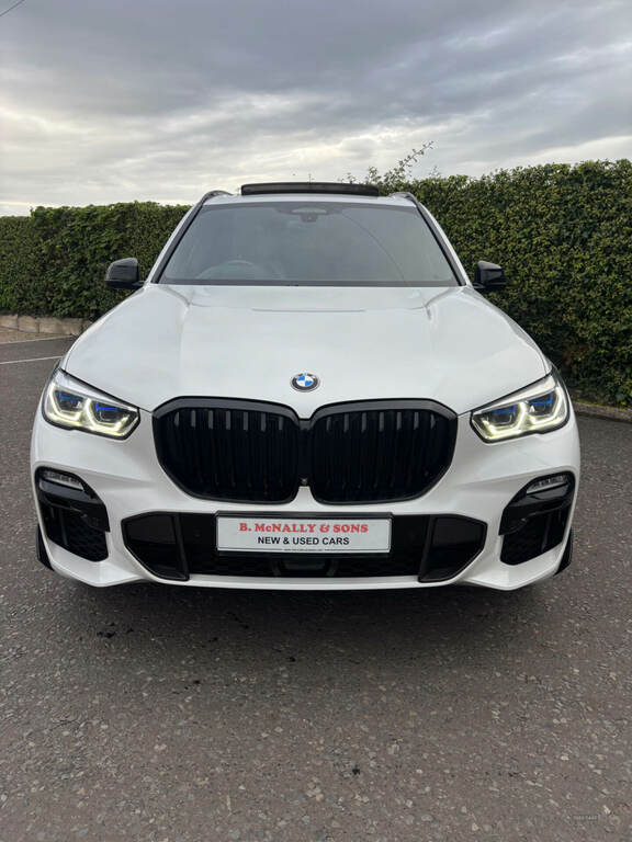BMW X5 Xdrive30d M Sport KDZ575 White #4