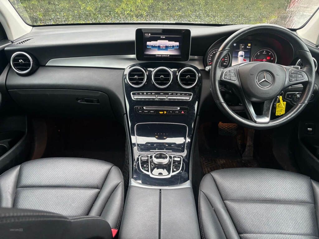 Mercedes-Benz GLC Class Glc 220D 4Matic Urban Edition 9G-tronic LR68KUG White #4