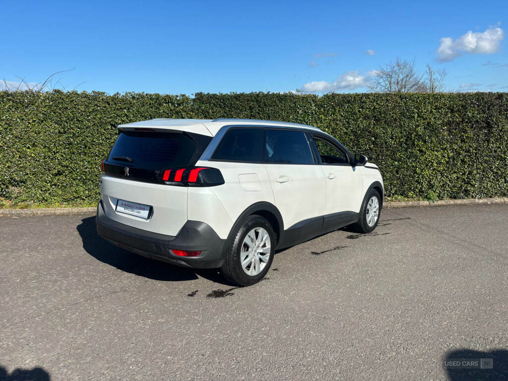 Peugeot 5008 1.5 Bluehdi Active KP19CDO White #3