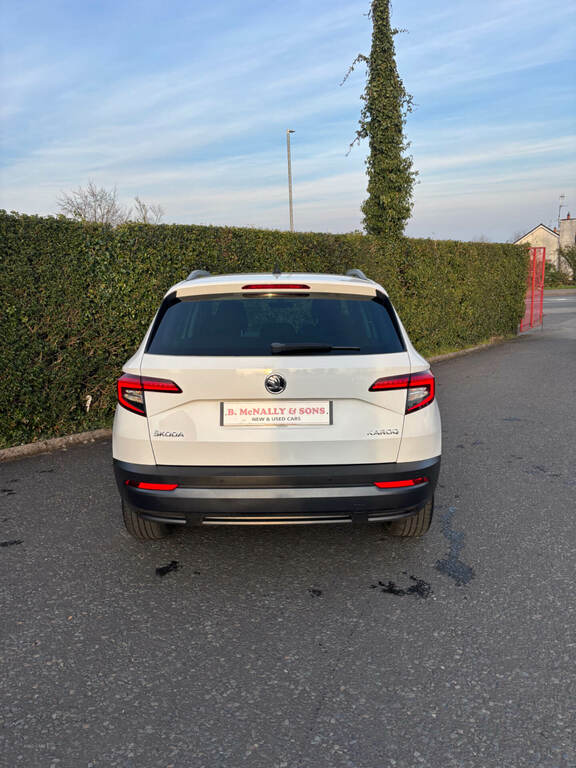 Skoda Karoq 1.6 Tdi Se YY68HZE White #5