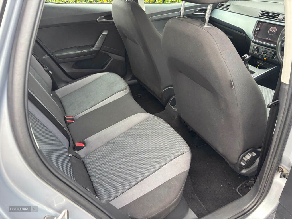 Seat Arona 1.6 Tdi 115 Se Technology Lux Ez BM19CEF Silver #5