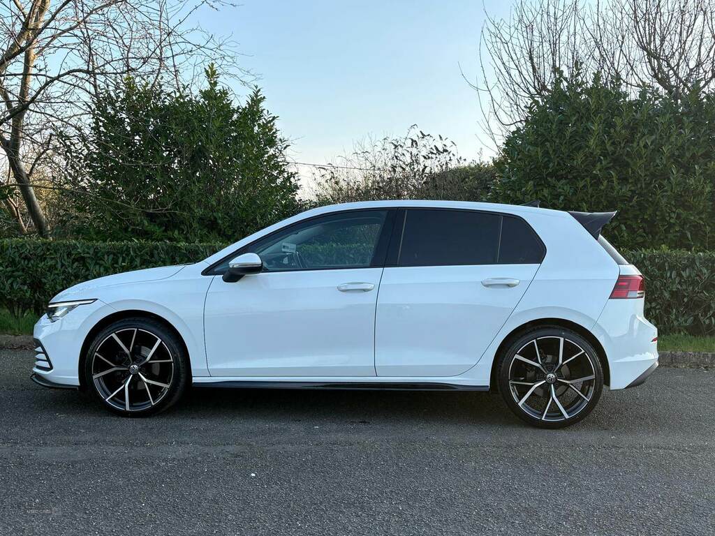 Volkswagen Golf 2.0 Tdi Life Dsg GD21XWW White #4