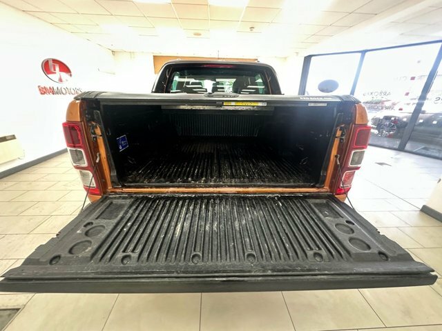 Ford Ranger 3.2 Tdci Wildtrak Pickup Double Cab Aut YH69WNO Orange #4