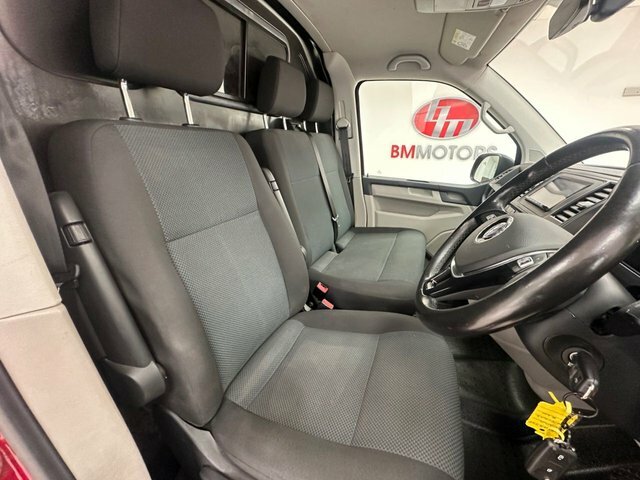 Volkswagen Transporter 2.0 Tdi T32 Bluemotion Tech Highline Panel Van RA65YXP Red #4