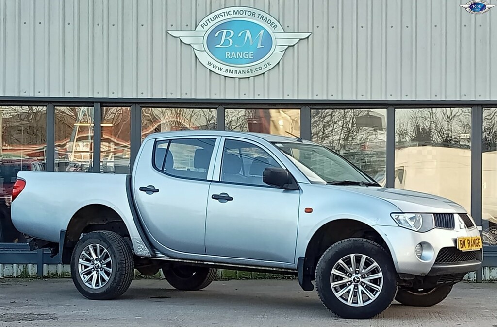 Mitsubishi L200 2.5 Di-d 4Work 2010 Silver