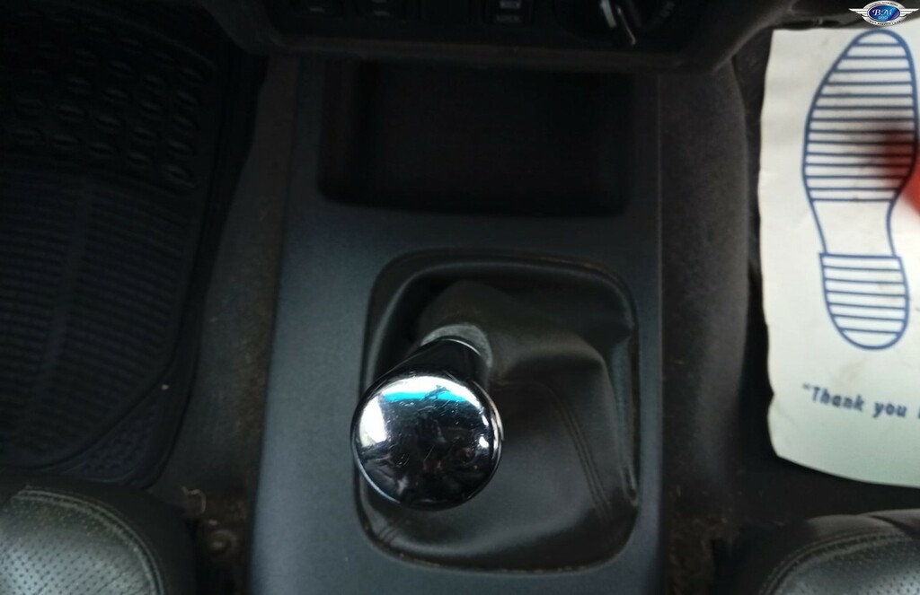 Nissan Navara Dci Se Grey #9