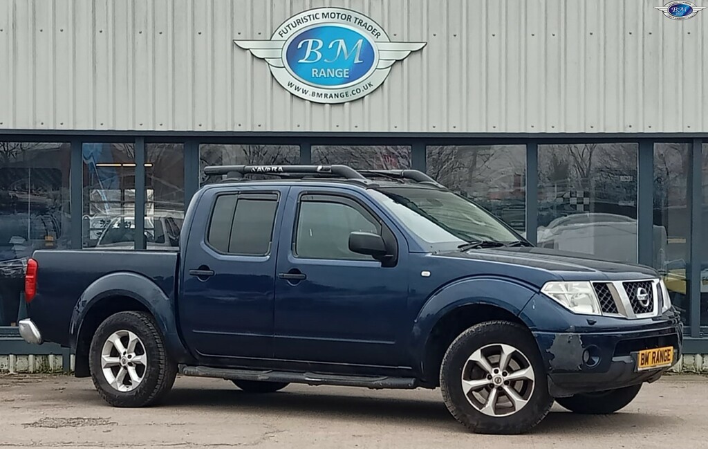 Nissan Navara Dci Se Grey #1