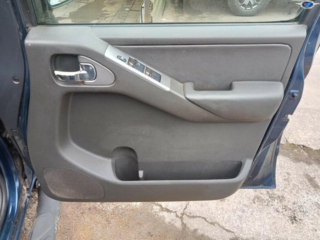 Nissan Navara Dci Se Grey #13