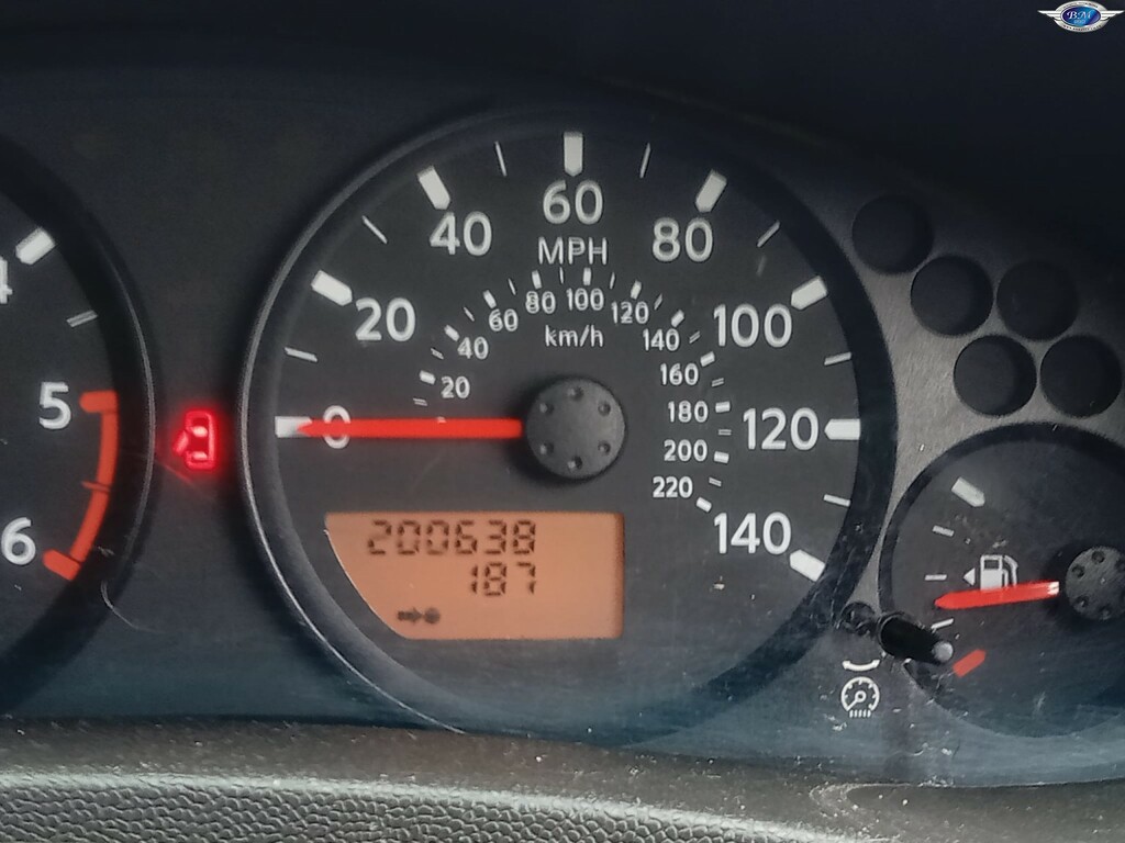 Nissan Navara Dci Se Grey #12