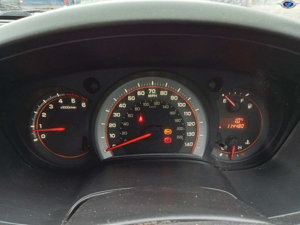 Isuzu Rodeo Pickup Silver #11