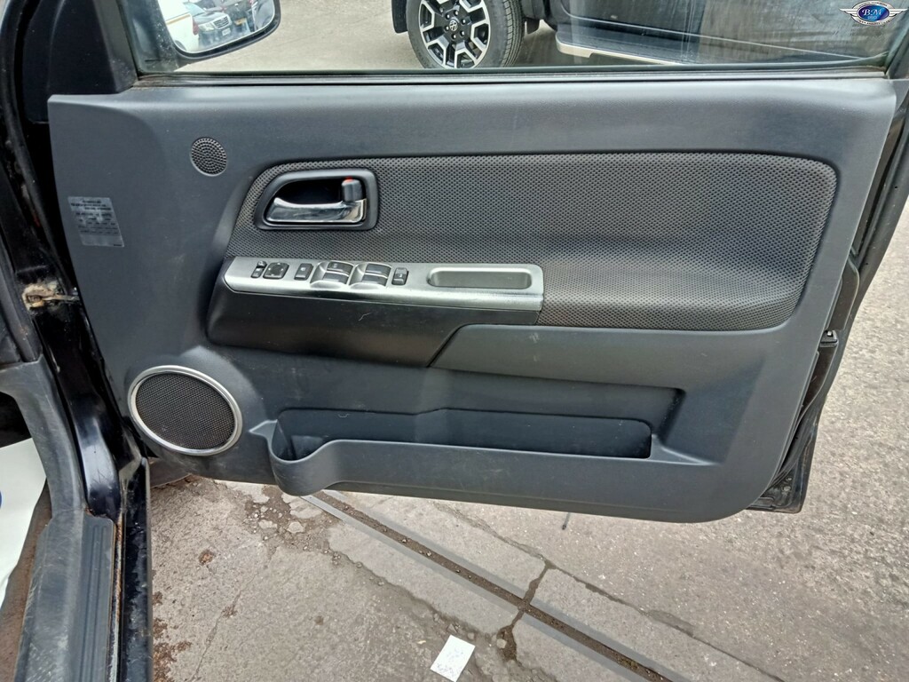 Isuzu Rodeo Pickup Silver #13