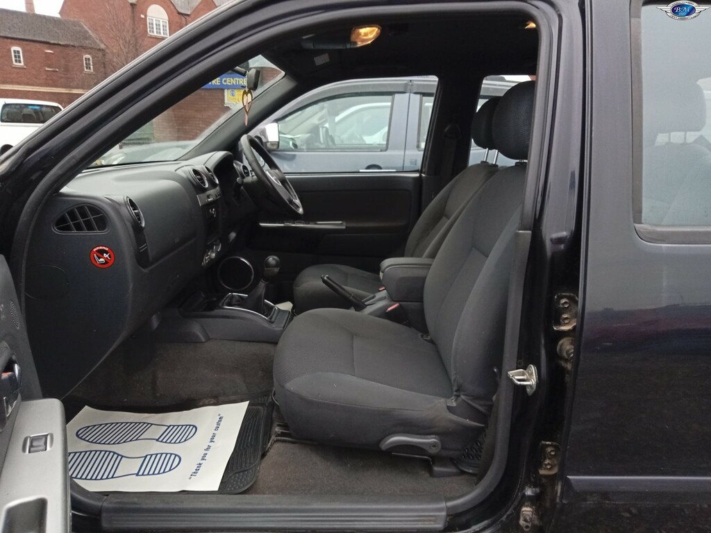 Isuzu Rodeo Pickup Silver #17
