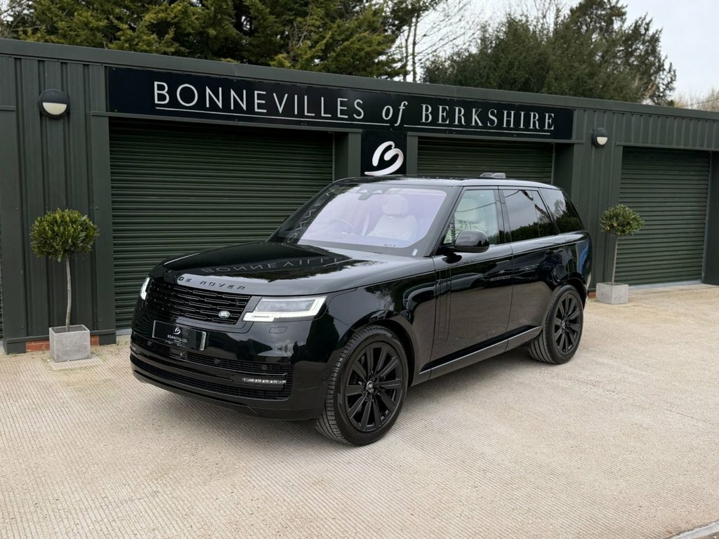 Land Rover Range Rover 4.4L Autobiography 5dr ND23ATZ Black #3