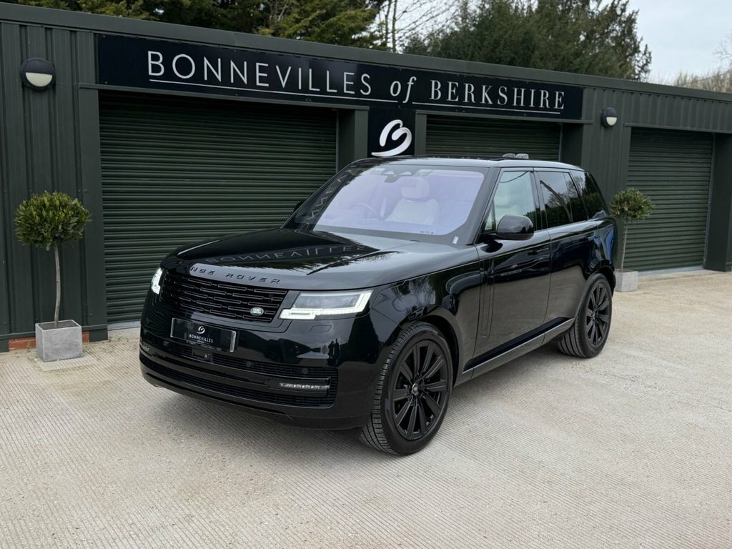 Land Rover Range Rover 4.4L Autobiography 5dr ND23ATZ Black #4