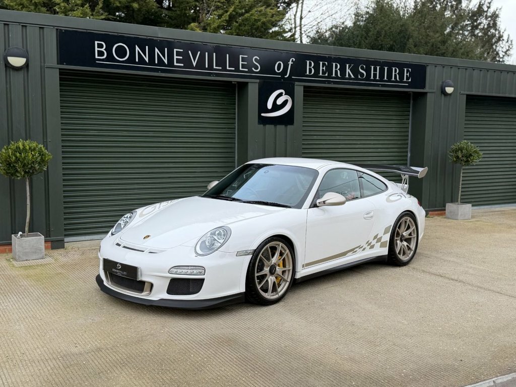 Porsche 911 3.8L 997 Gt3 Rs White