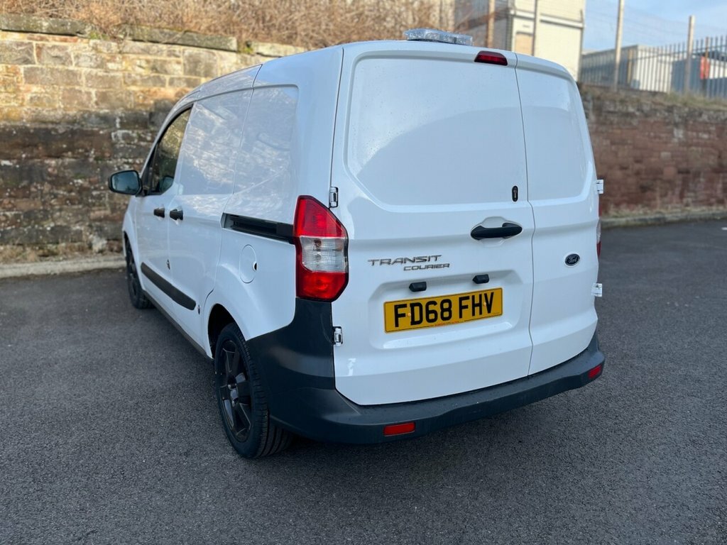 Ford Transit Courier 1.5L Null FD68FHV White #6