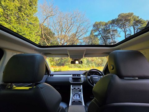 Land Rover Range Rover Evoque 2017 17 2.0 Red #3