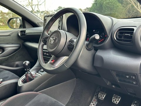 Toyota Yaris 2021 21 1.6T YH21LJX #5
