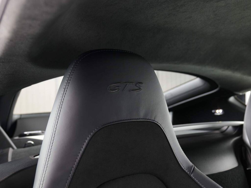 Porsche 718 718 Spyder  #27