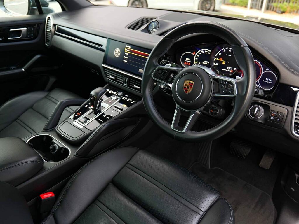 Porsche Cayenne Hybrid J1KLL Grey #4