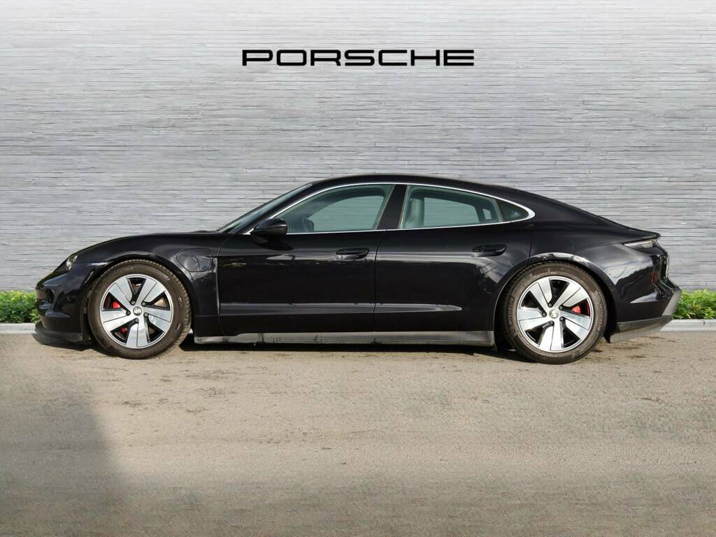 Porsche Taycan 4S Black #2