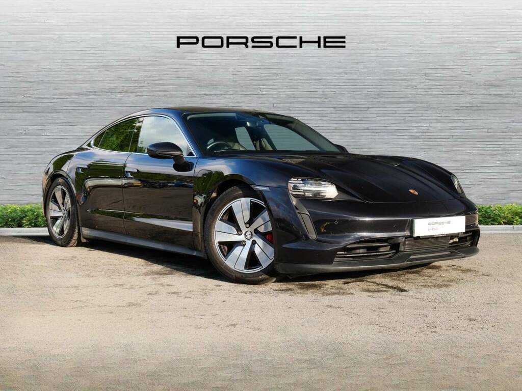 Porsche Taycan 4S Black