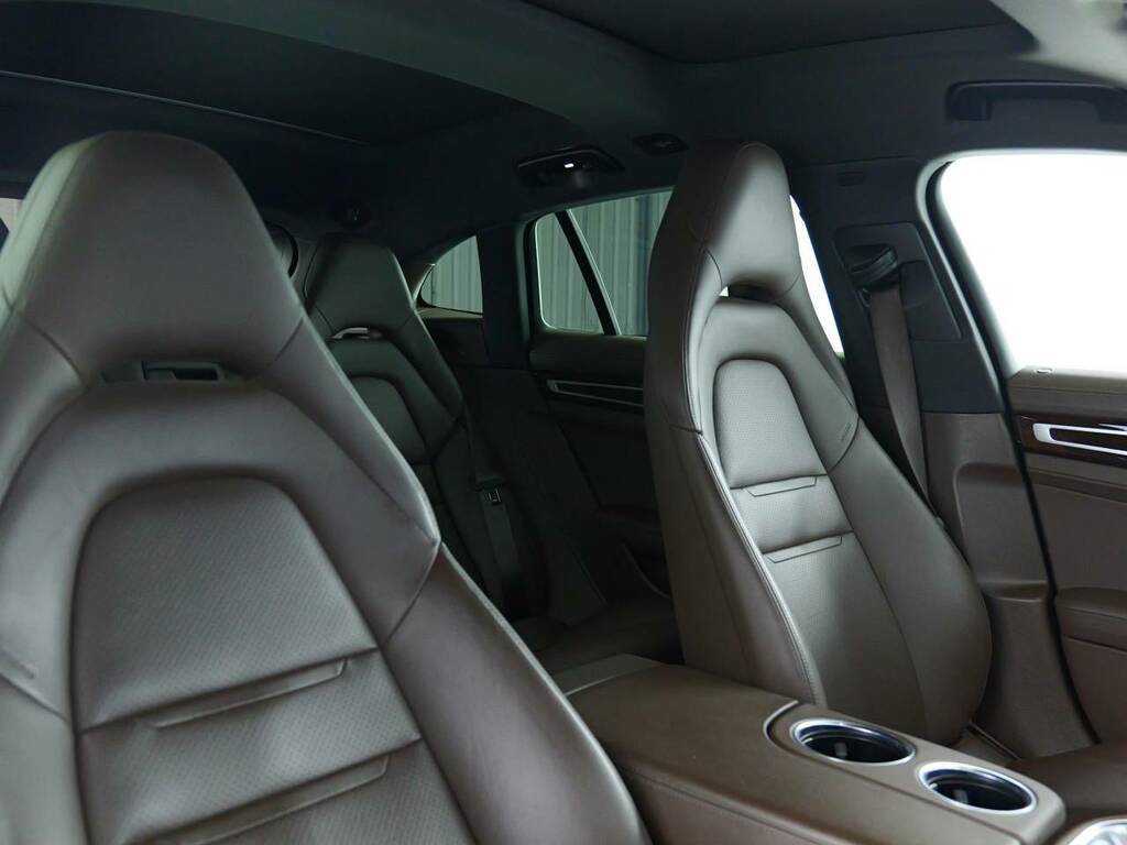 Porsche Panamera 4 Sport Turismo My22 Grey #5