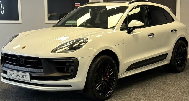 Porsche Macan Suv SV22LHF White #5