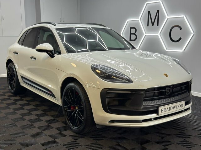 Porsche Macan Suv White