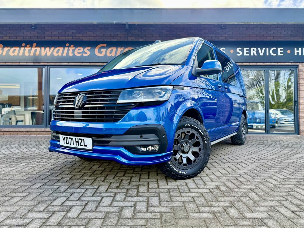 Volkswagen Transporter 2.0 Bitdi T32 Highline Kombi Dsg 4Motion Blue