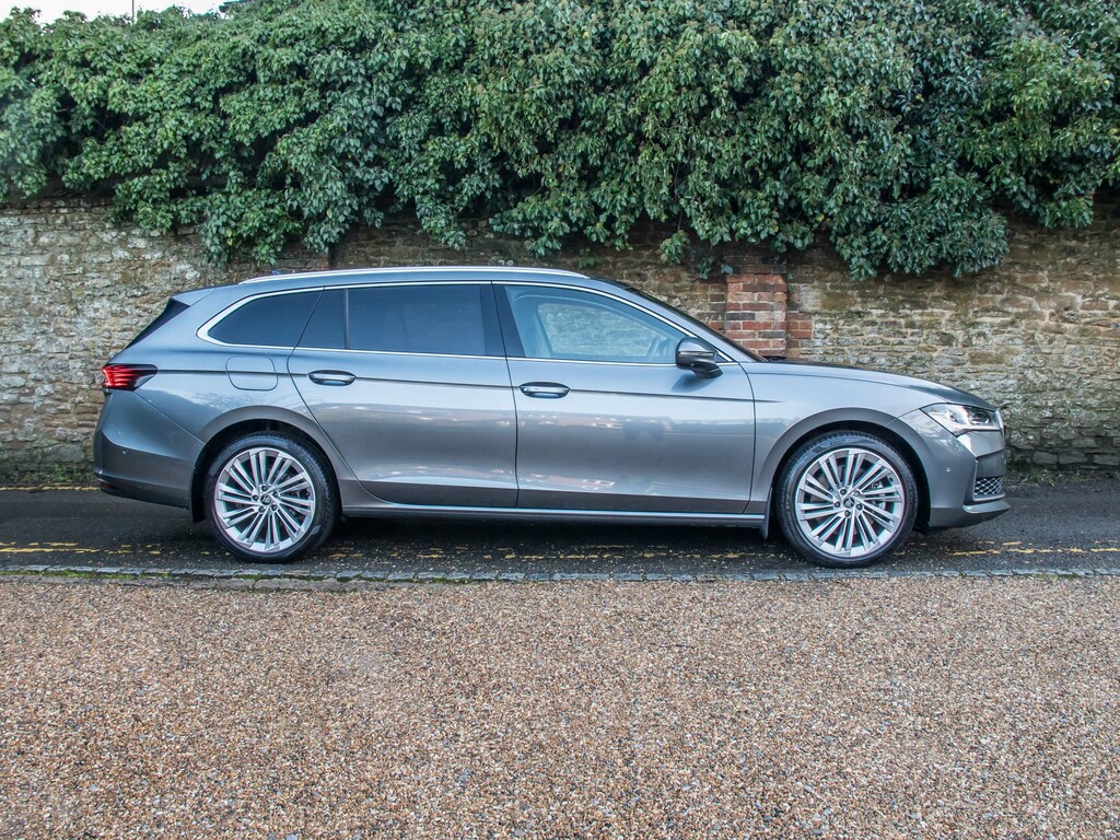 Skoda Superb Automatic KY75MBO #2