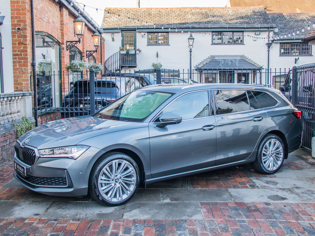 Skoda Superb Automatic KY75MBO #5