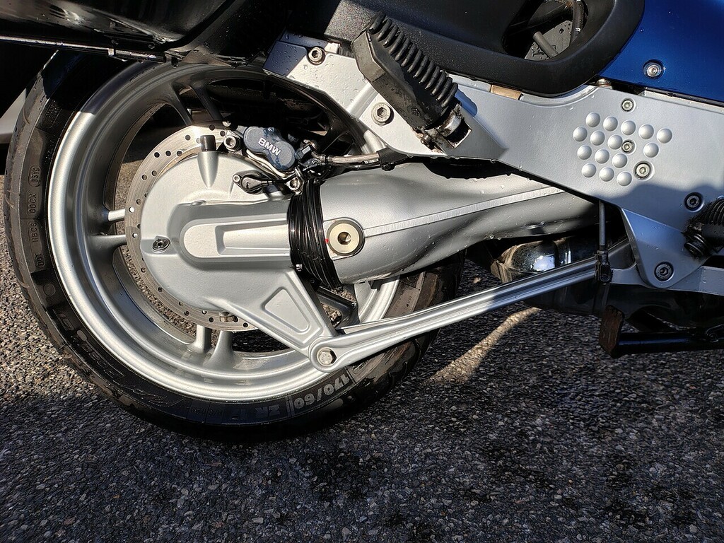 BMW  Rs Silver #2