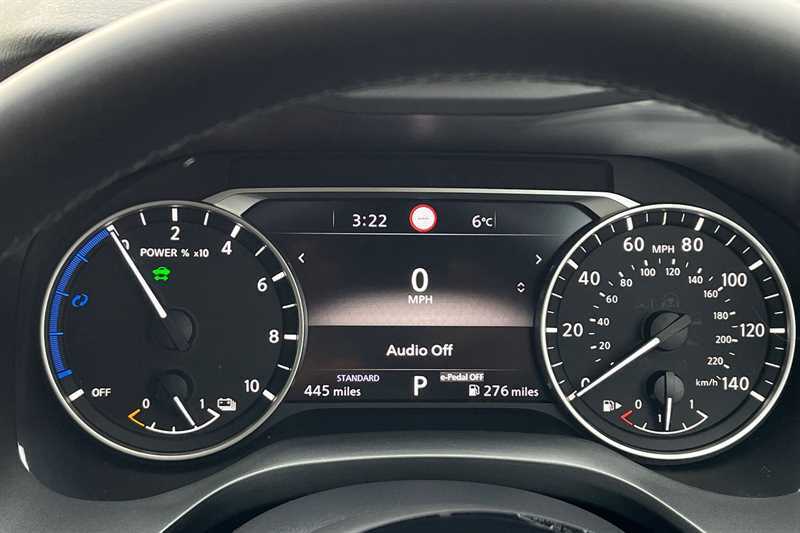 Nissan Qashqai 1.5 E-power Acenta Premium MT75BJZ Grey #2