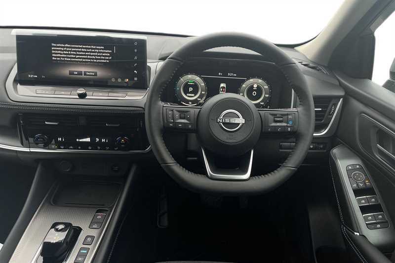 Nissan Qashqai 1.3 Dig-t Mh N-connecta BW75CZR Black #5