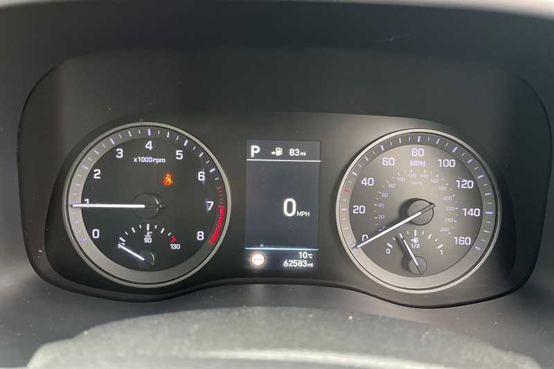 Hyundai Tucson 1.6 T-gdi Premium Se LF69LLG Red #2