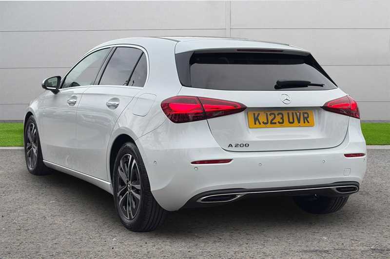 Mercedes-Benz A Class A200 Sport Executive KJ23UVR White #2