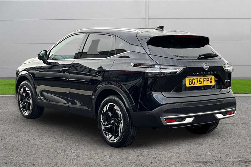Nissan Qashqai 1.5 E-power N-connecta BG75FPX Black #2