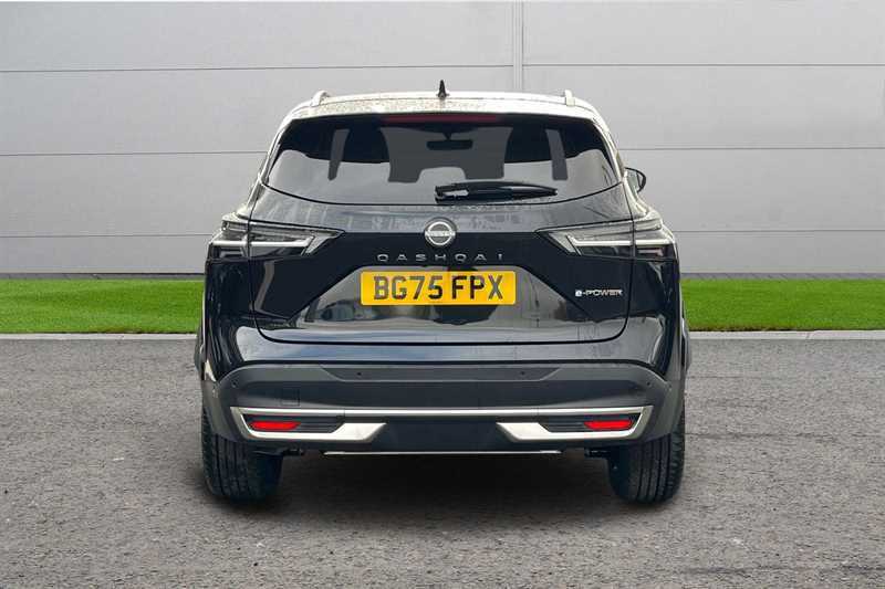 Nissan Qashqai 1.5 E-power N-connecta BG75FPX Black #4