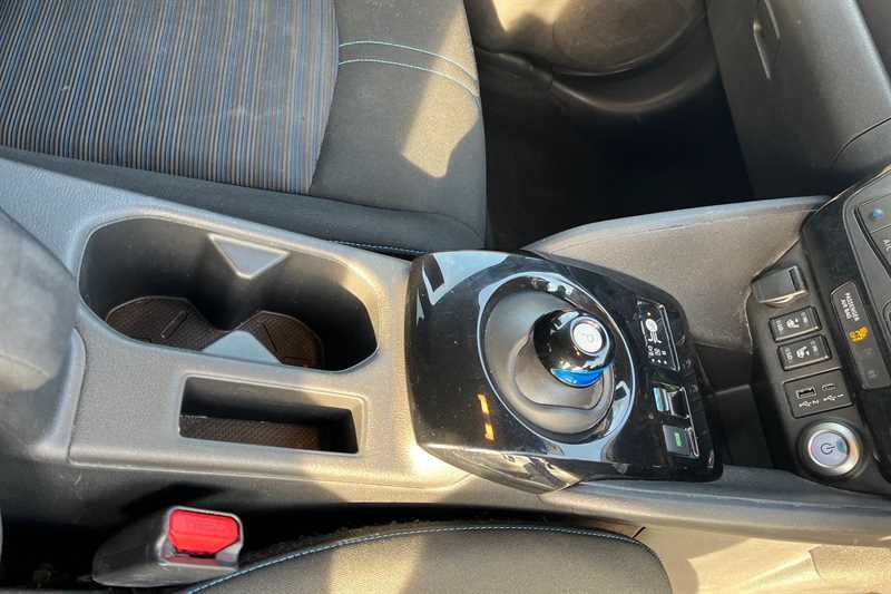 Nissan Leaf 110Kw N-connecta 39Kwh DS72LGC Grey #6
