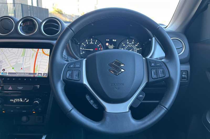 Suzuki Vitara 1.4 Boosterjet Mild Hybrid Motion LP74GHO Grey #2