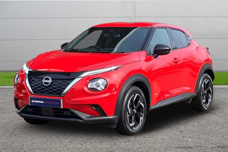 Nissan Juke 1.6 Hybrid N-connecta Red