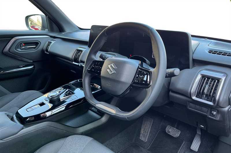 Suzuki Vitara 135Kw Motion Allgrip-e 61Kwh LT75XPZ Black #4