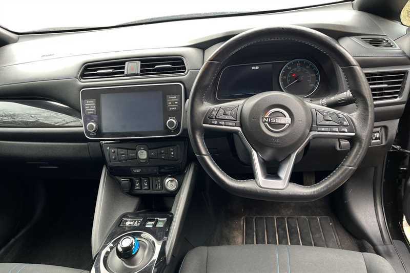 Nissan Leaf 110Kw N-connecta 39Kwh DS72KMU Black #4