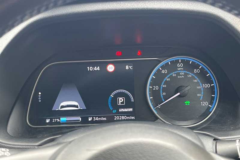 Nissan Leaf 110Kw N-connecta 39Kwh DS72KMU Black #3
