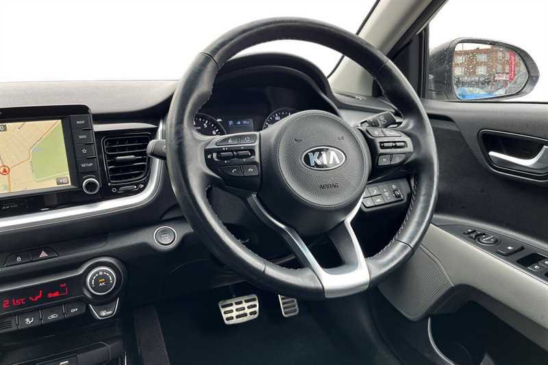 Kia Stonic 1.0T Gdi 4 White #4