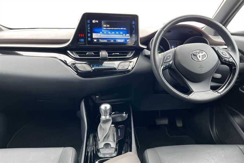 Toyota C-Hr 1.8 Hybrid Excel Cvt Leather White #4