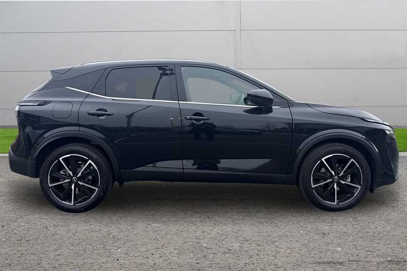 Nissan Qashqai 1.3 Dig-t Mh Tekna BP75AOX Black #3