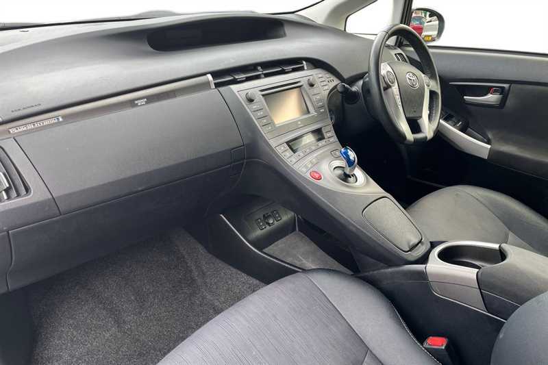 Toyota Prius 1.8 Vvti Plug-in Cvt Blue #2