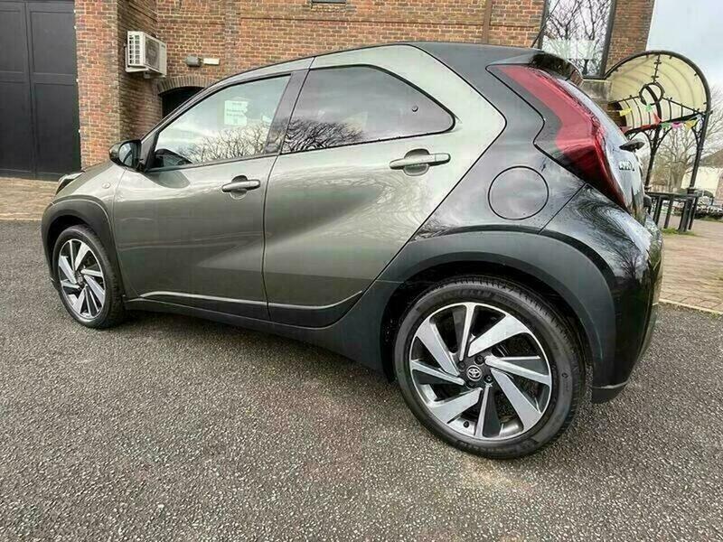 Toyota Aygo 1.0 Vvt-i Edge Hatchback Green #5